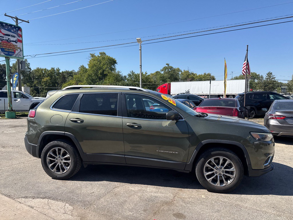 2019 Jeep Cherokee Image 3