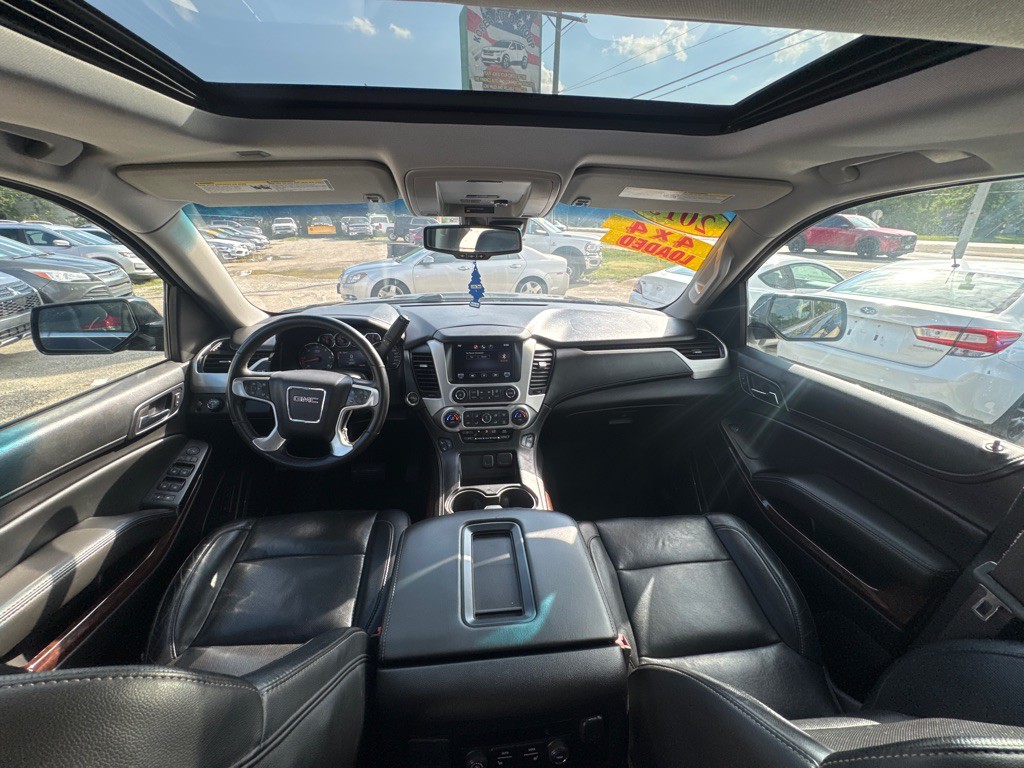 2015 GMC Yukon Image 11