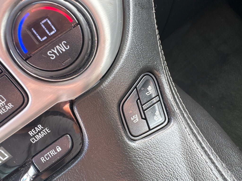 2015 GMC Yukon Image 18