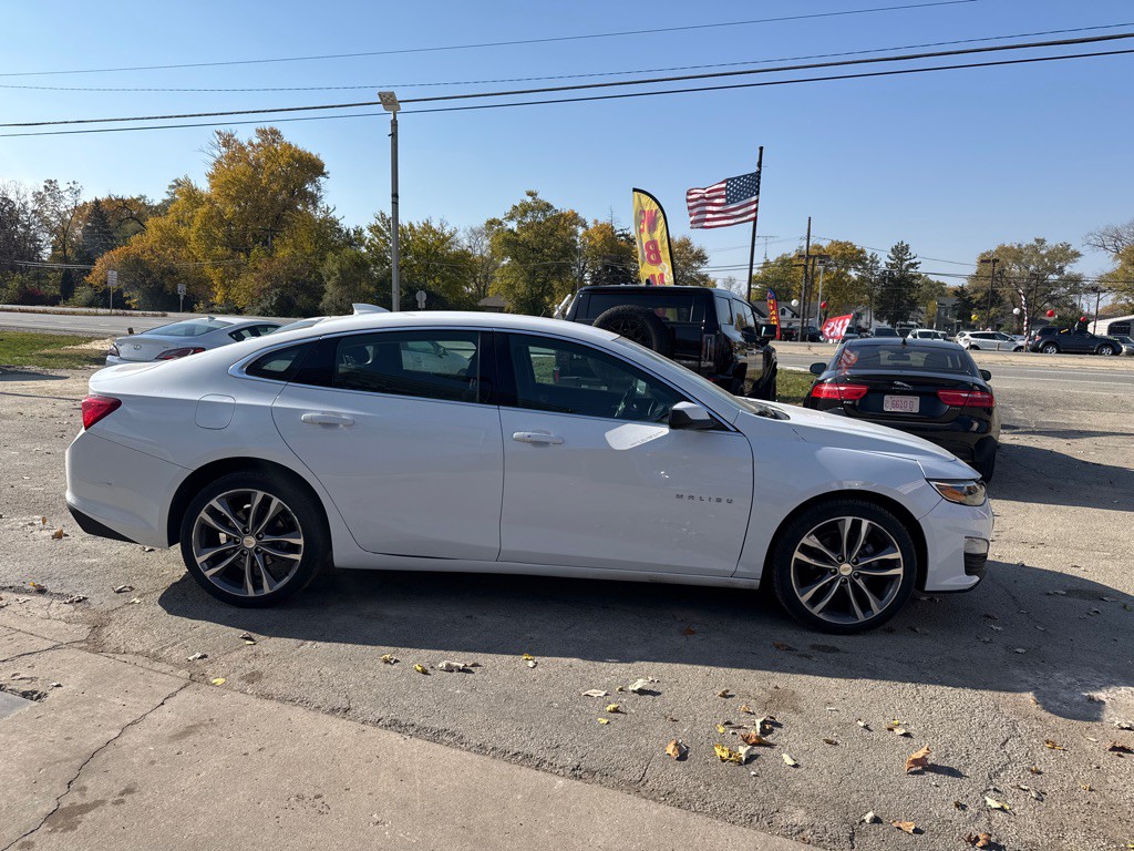 2023 Chevrolet Malibu Image 3