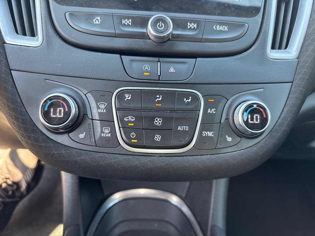 2023 Chevrolet Malibu Image 13