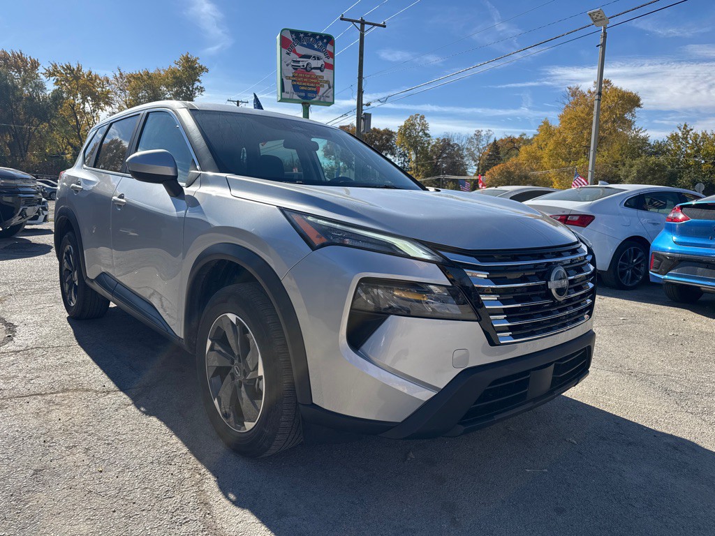 2025 Nissan Rogue Image 2