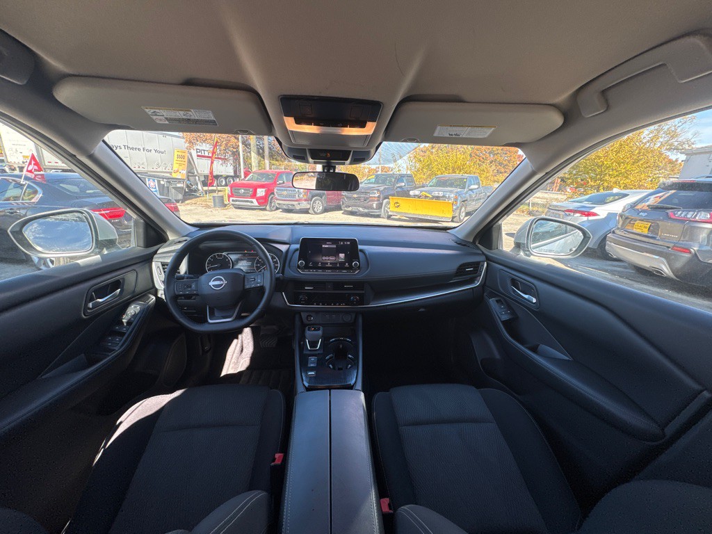 2025 Nissan Rogue Image 8