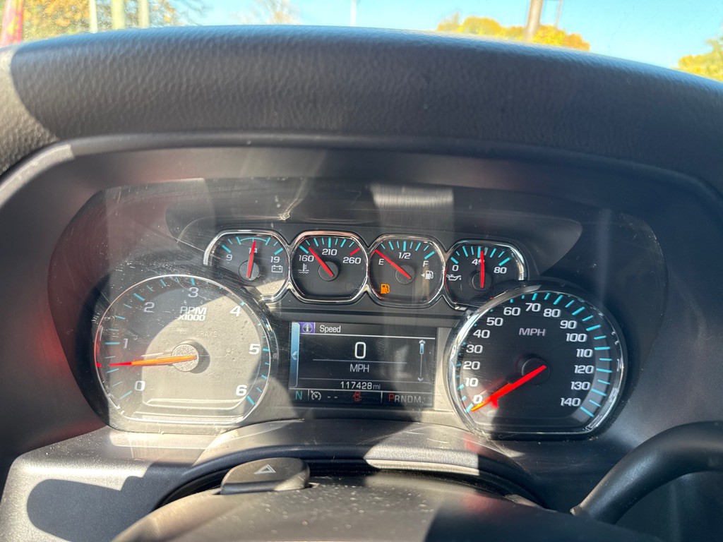 2015 Chevrolet Silverado 1500 Image 9