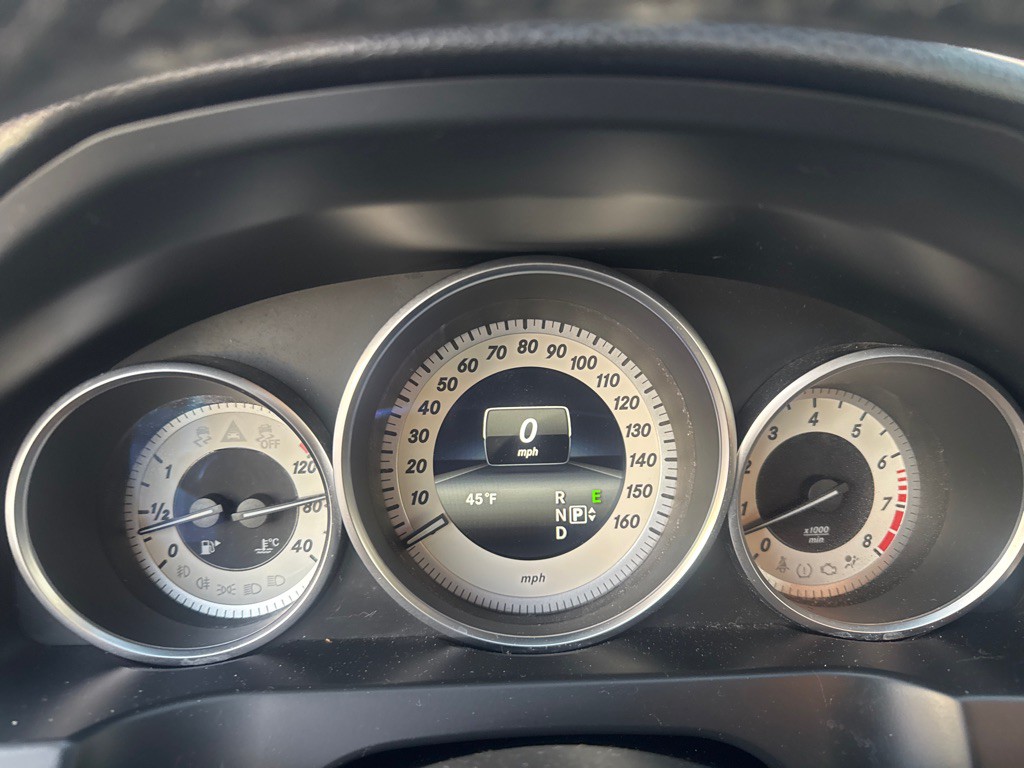 2015 Mercedes-Benz E-Class Image 9