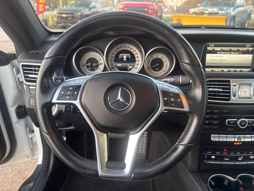 2015 Mercedes-Benz E-Class Image 10