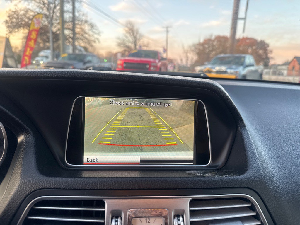 2015 Mercedes-Benz E-Class Image 12