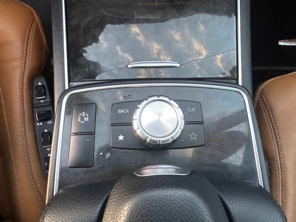 2015 Mercedes-Benz E-Class Image 15