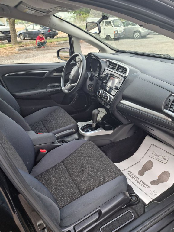 2016 Honda Fit Image 5