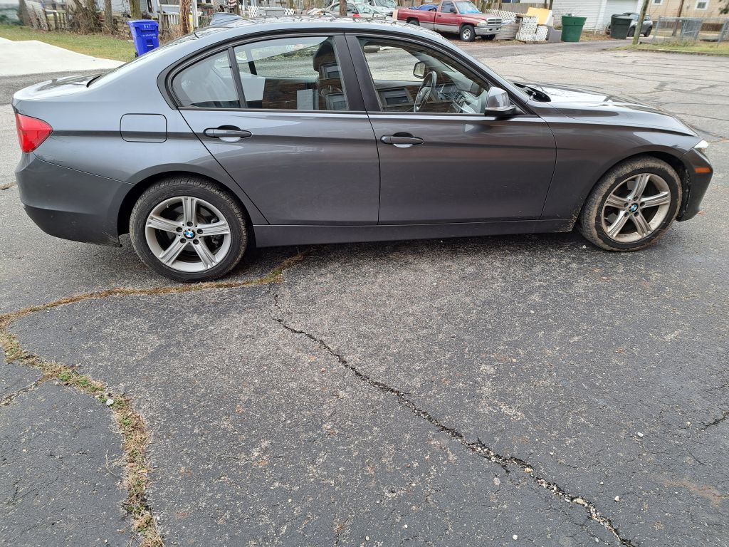 2015 BMW 3 Series Image 6
