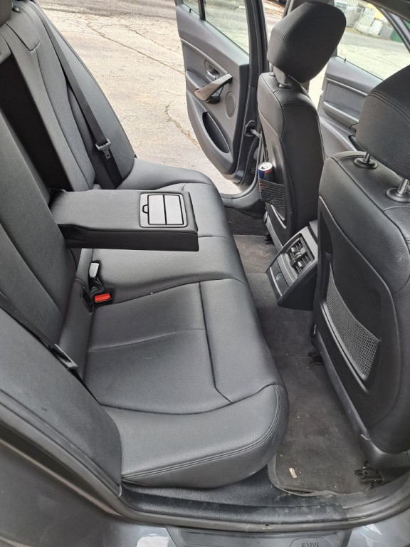 2015 BMW 3 Series Image 14