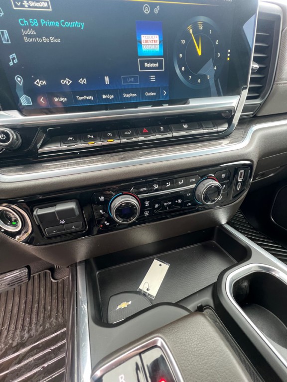 2022 Chevrolet Silverado 1500 Image 10