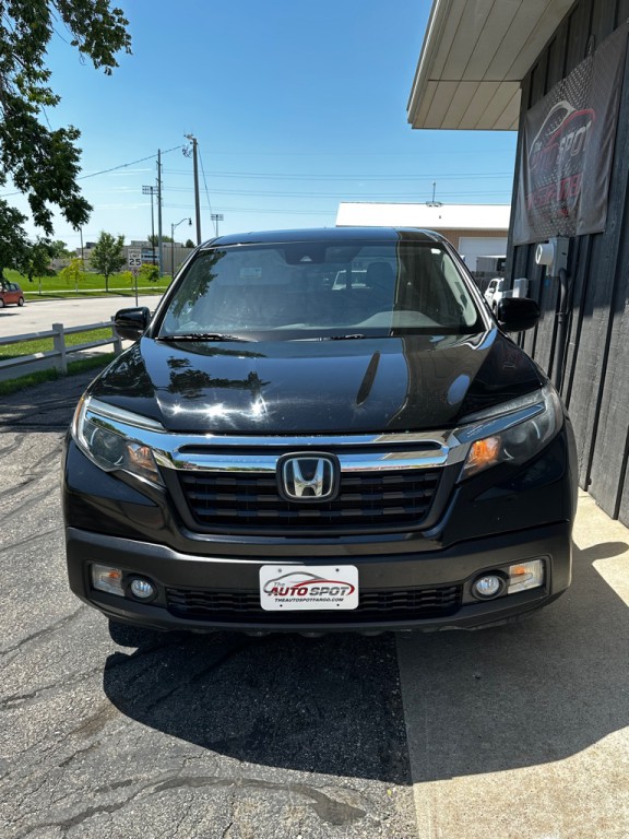 2020 Honda Ridgeline Image 2