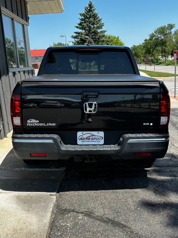 2020 Honda Ridgeline Image 8