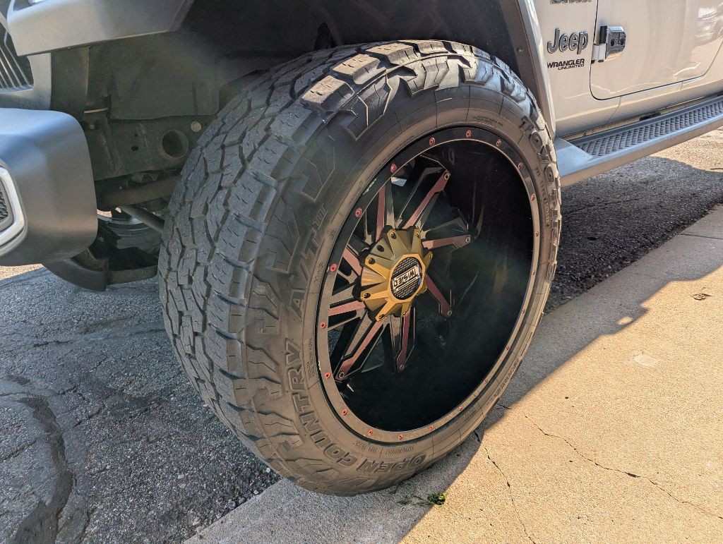 2019 Jeep Wrangler Unlimited Image 2