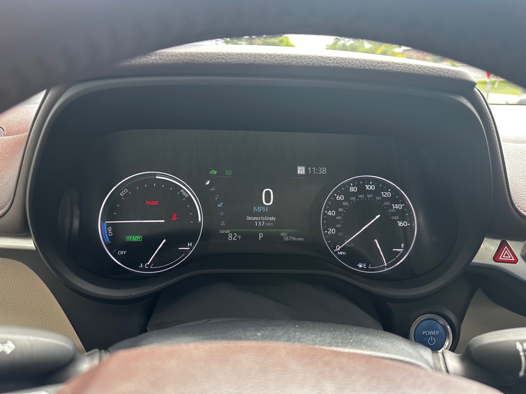 2023 Toyota Sienna Image 3