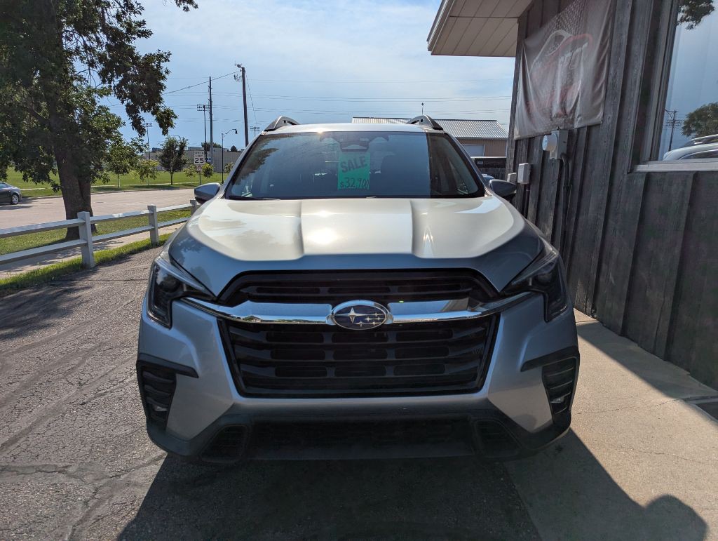 2023 Subaru Ascent Image 2