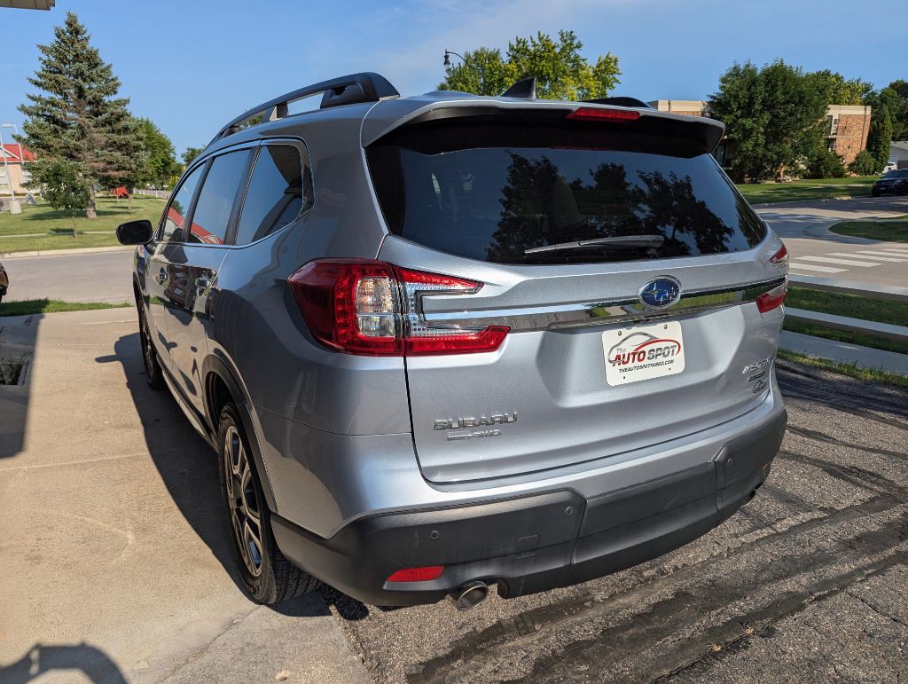 2023 Subaru Ascent Image 12