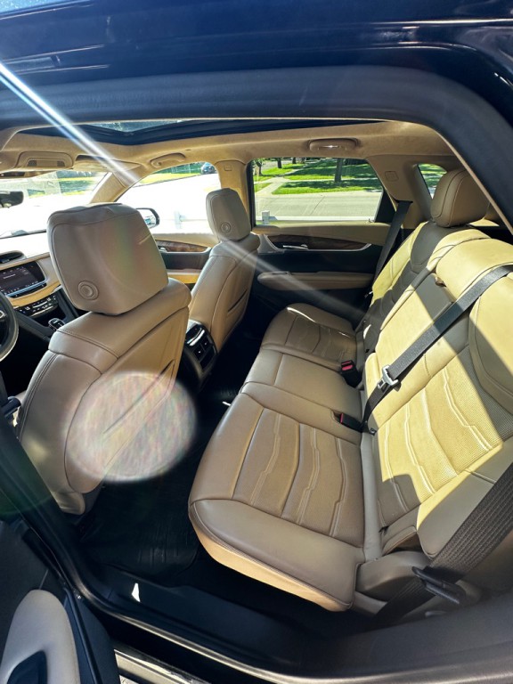 2022 Cadillac XT5 Image 6