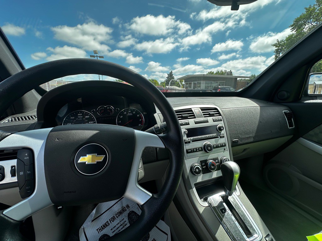 2008 Chevrolet Equinox Image 3