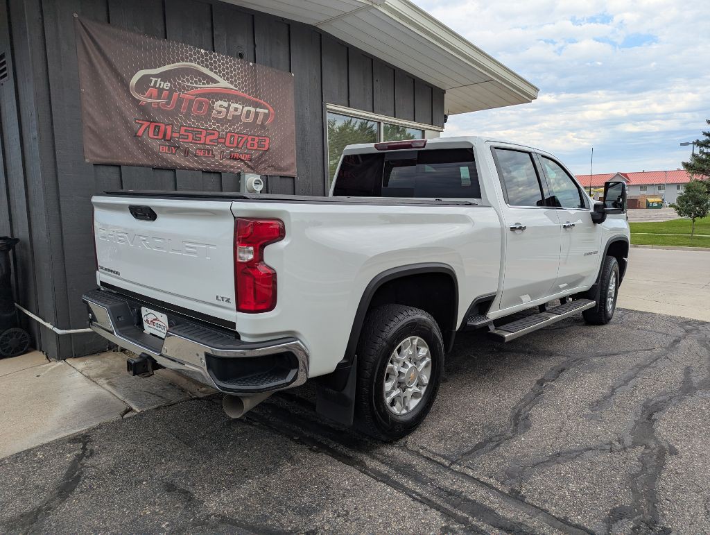 2021 Chevrolet Silverado 1500 Image 6