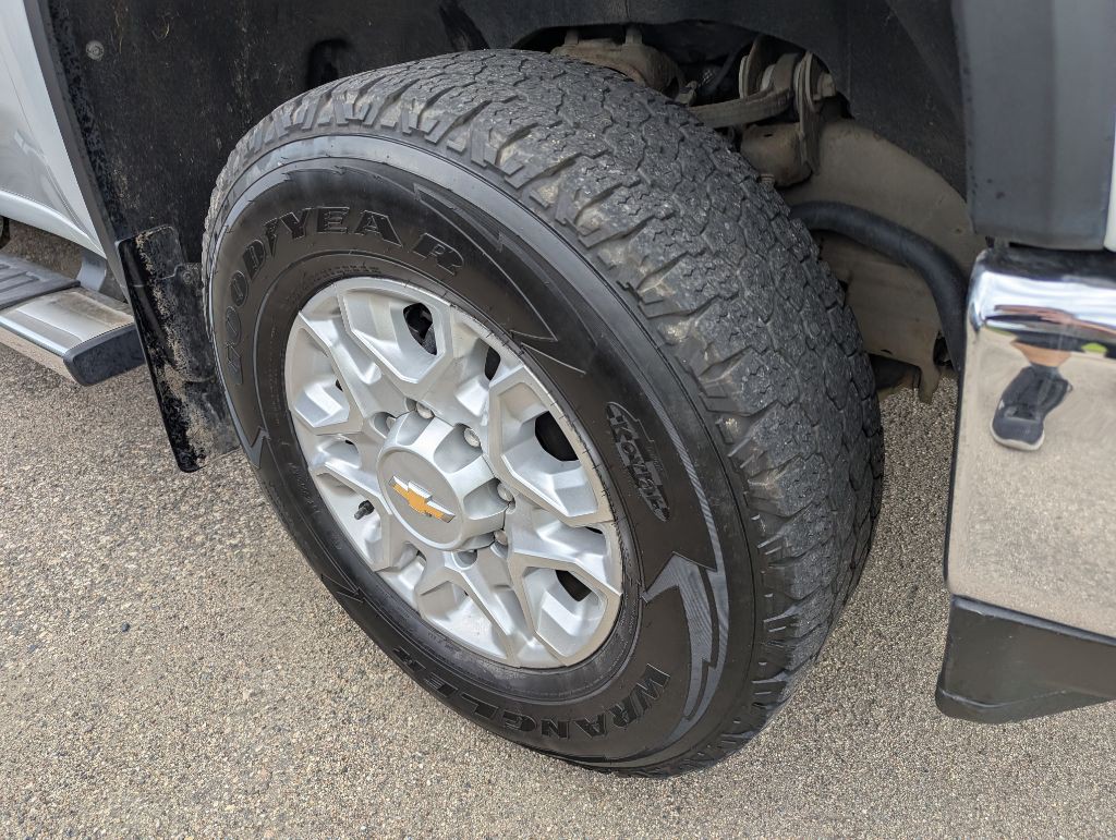 2021 Chevrolet Silverado 1500 Image 8