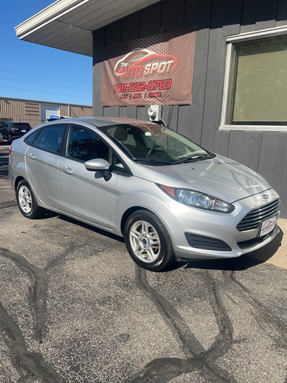2018 Ford Fiesta Image 2