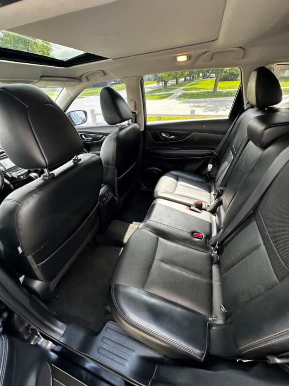 2017 Nissan Rogue Image 6