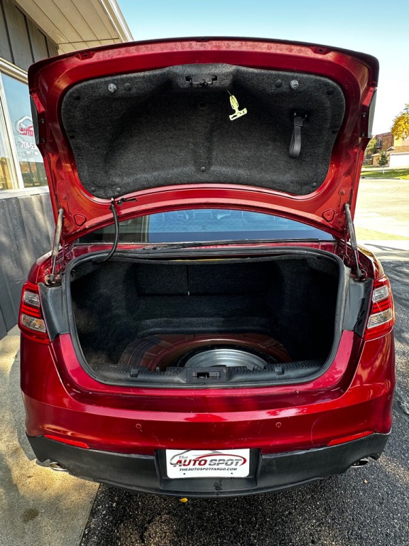 2013 Ford Taurus Image 8