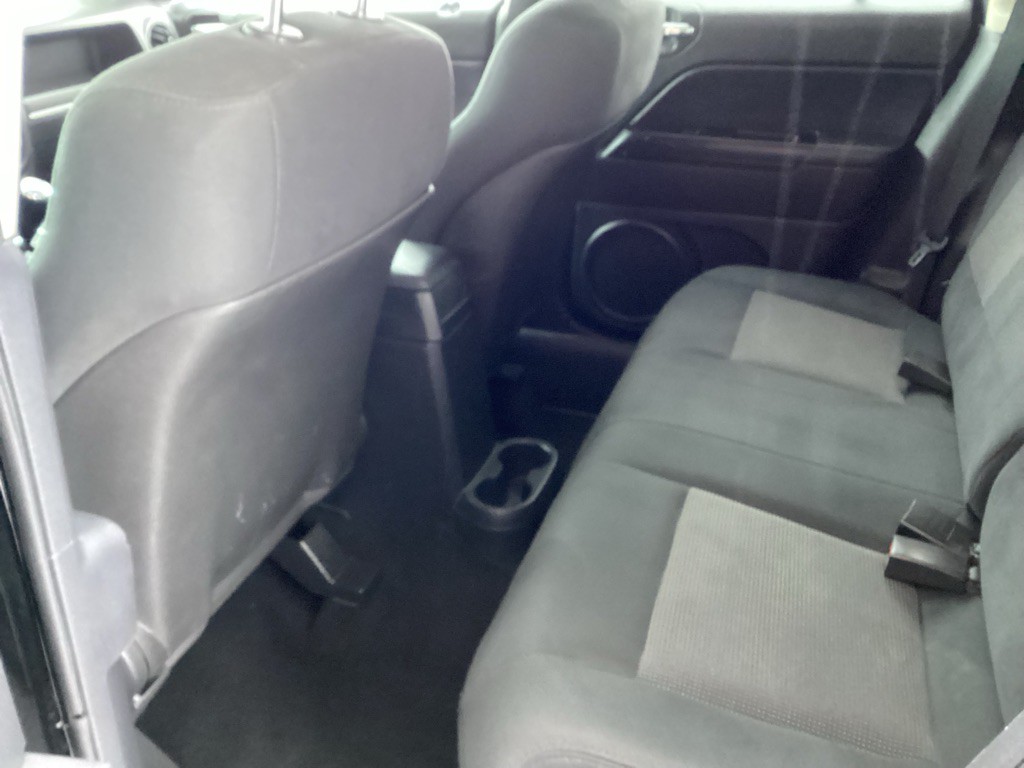 2012 Jeep Compass Image 5