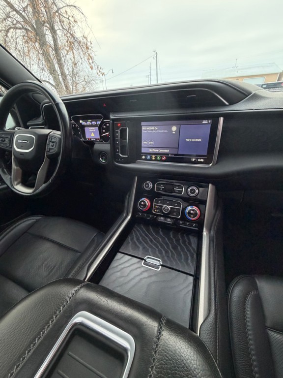 2021 GMC Yukon Image 6