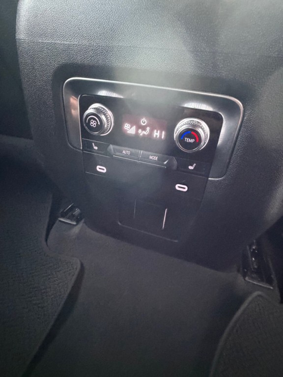 2021 GMC Yukon Image 13