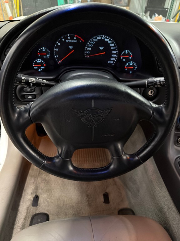 1999 Chevrolet Corvette Image 7