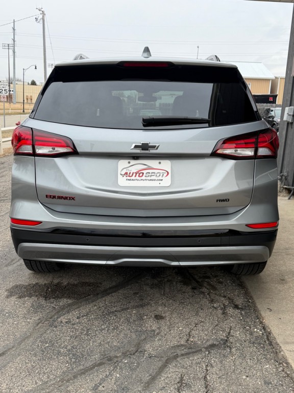 2024 Chevrolet Equinox Image 3