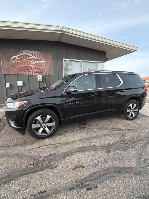 2021 Chevrolet Traverse Image 2