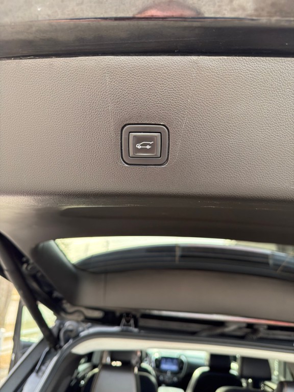 2021 Chevrolet Traverse Image 17