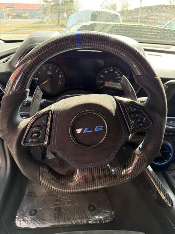 2017 Chevrolet Camaro Image 6