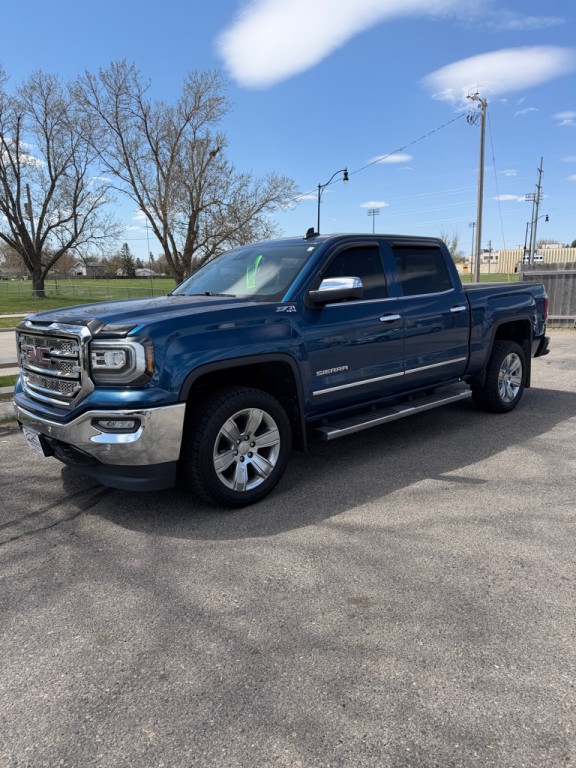 2017 GMC Sierra Image 1