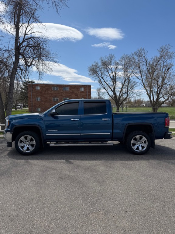 2017 GMC Sierra Image 3