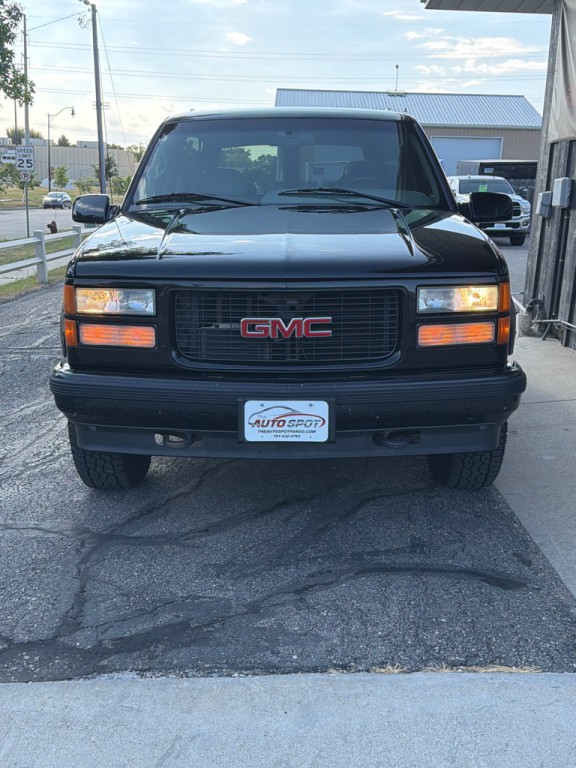 1996 GMC Yukon Image 1