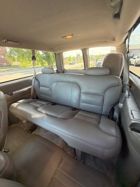 1996 GMC Yukon Image 8