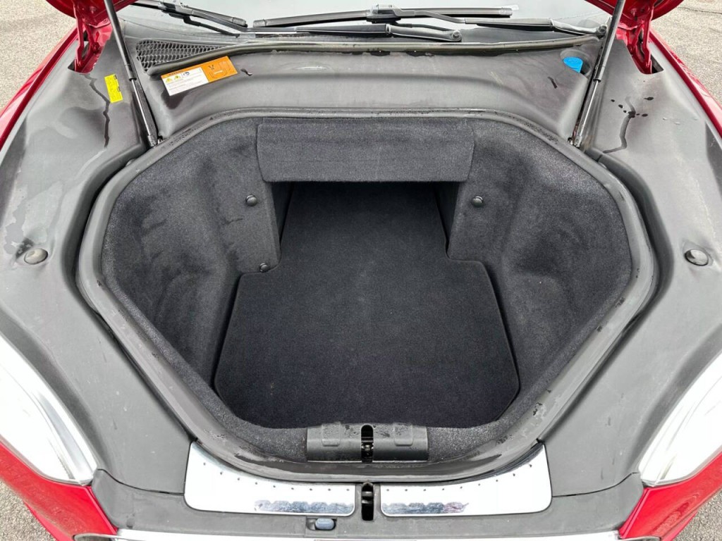 2013 Tesla Model S Image 20