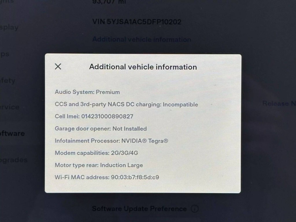 2013 Tesla Model S Image 37