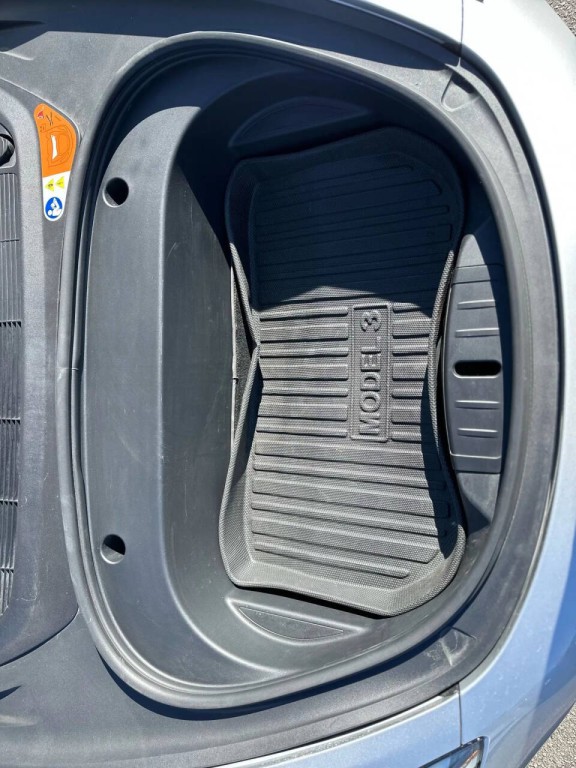 2018 Tesla Model 3 Image 18