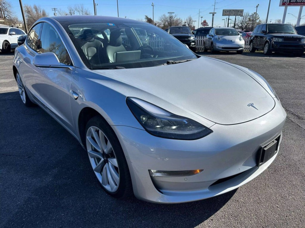 2018 Tesla Model 3 Image 29