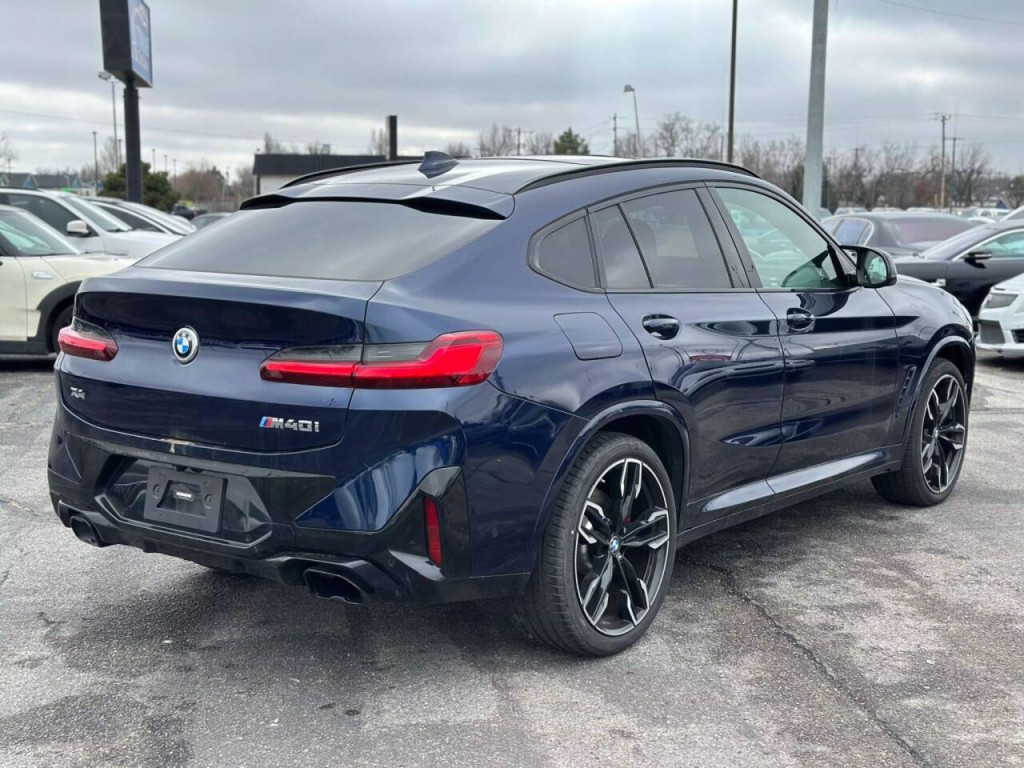 2022 BMW X4 Image 4