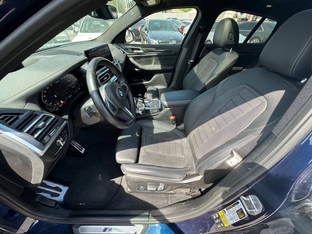2022 BMW X4 Image 9