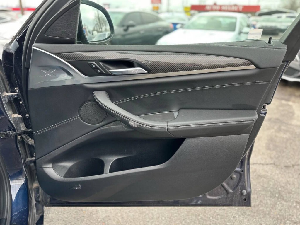 2022 BMW X4 Image 22