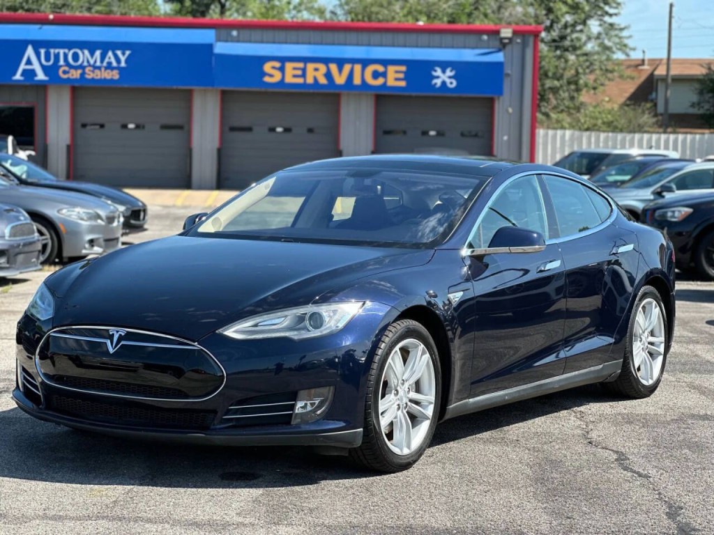 2014 Tesla Model S Image 3