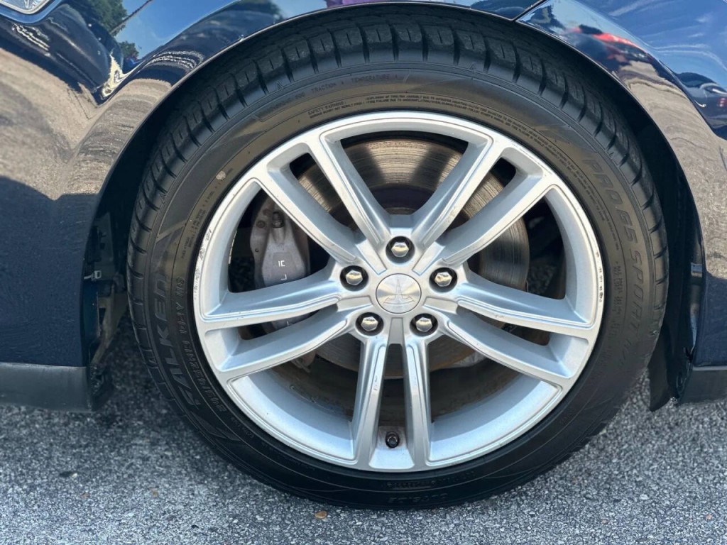 2014 Tesla Model S Image 29